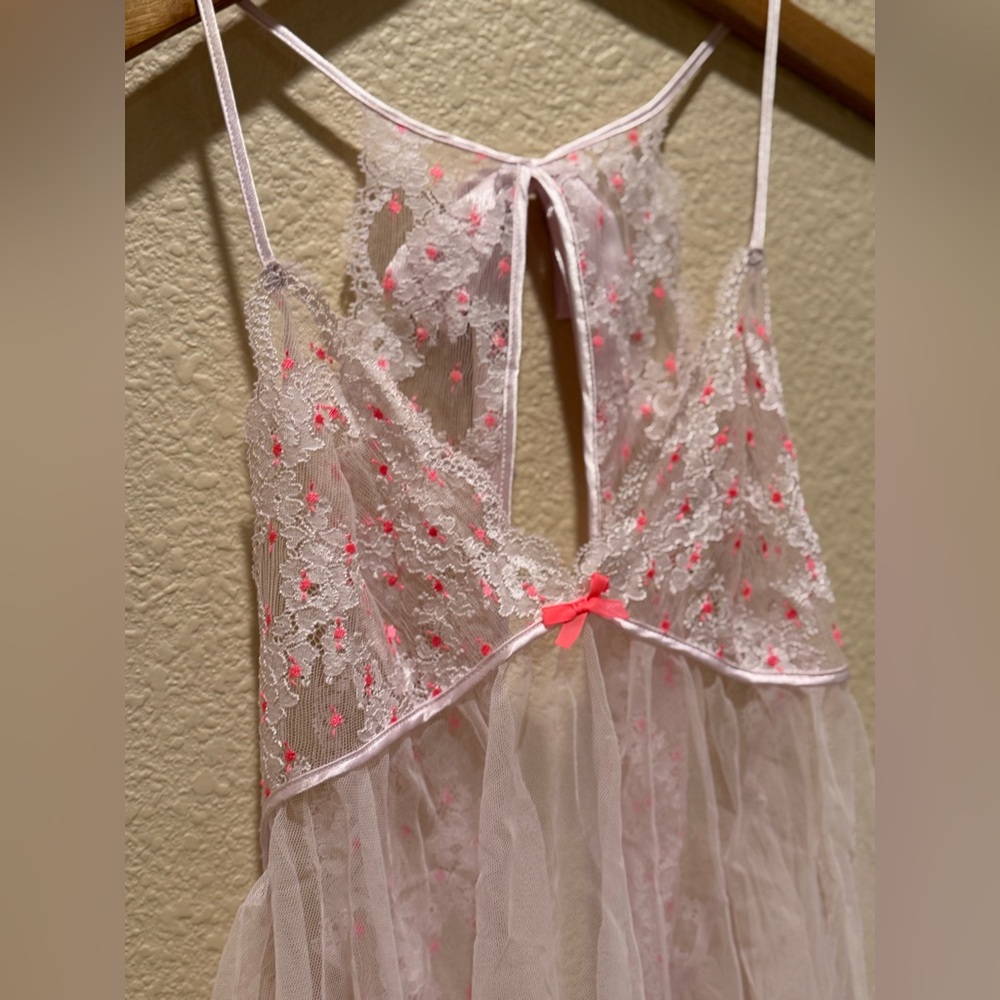 Victoria's Secret Sleepwear Women's Pink Mesh Babydoll Teddy Lace Nightie SzS - Picture 3 of 10